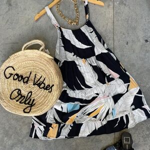 Mindy Tropical pattern dress NWT